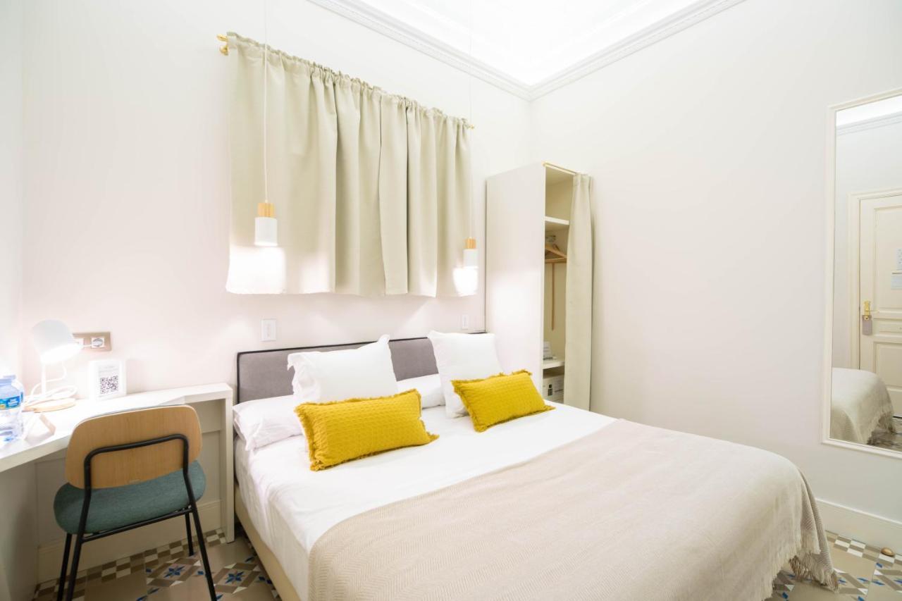 Feelathome Casa Bertrand Барселона Экстерьер фото
